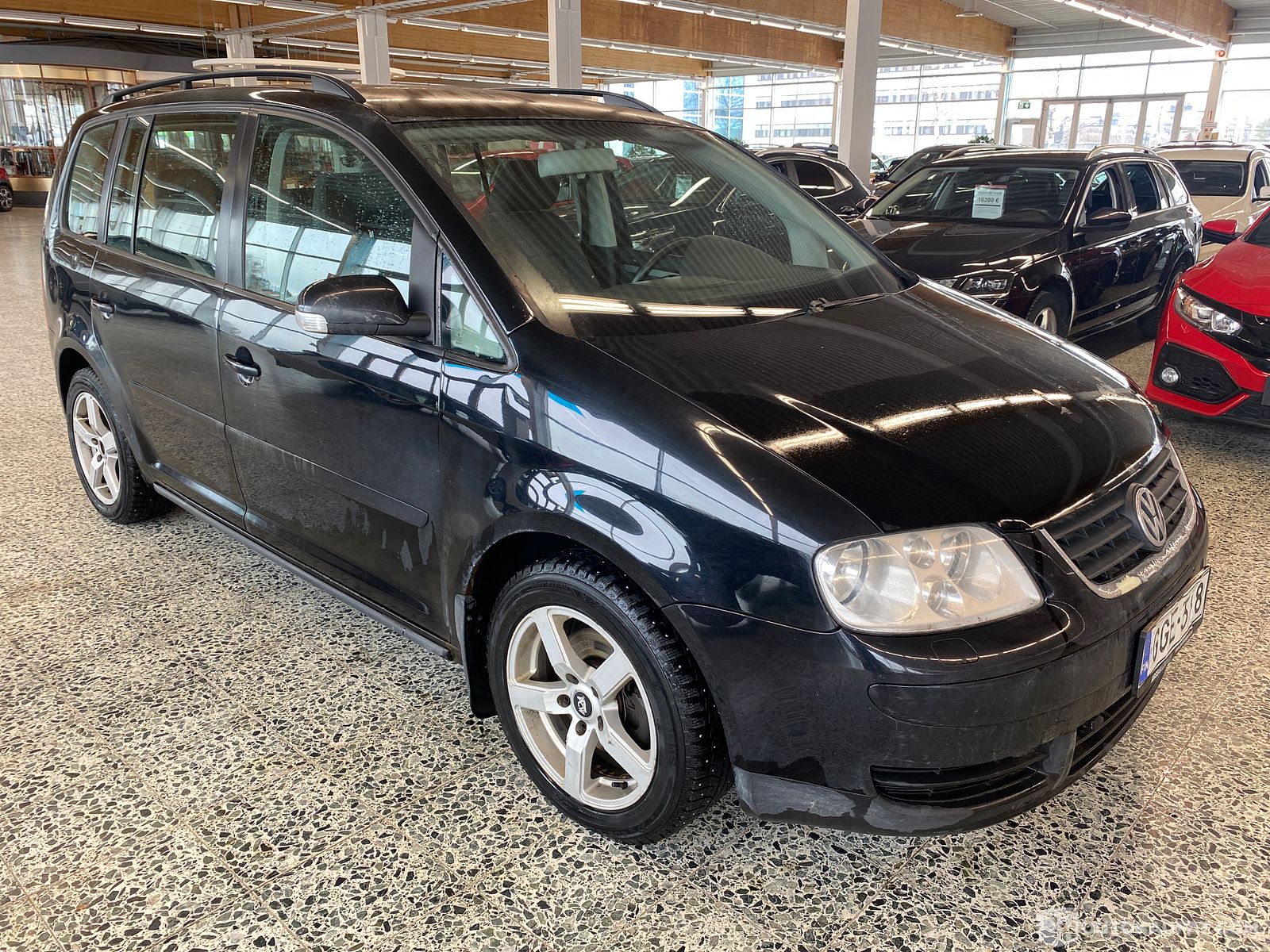 Volkswagen Touran 2004 Seinäjoki Huutokaupat