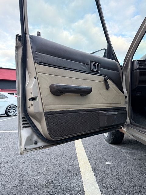 Image 8/13