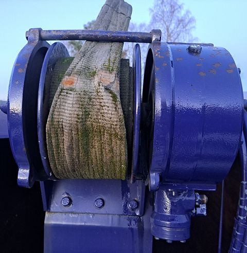Image 3/4