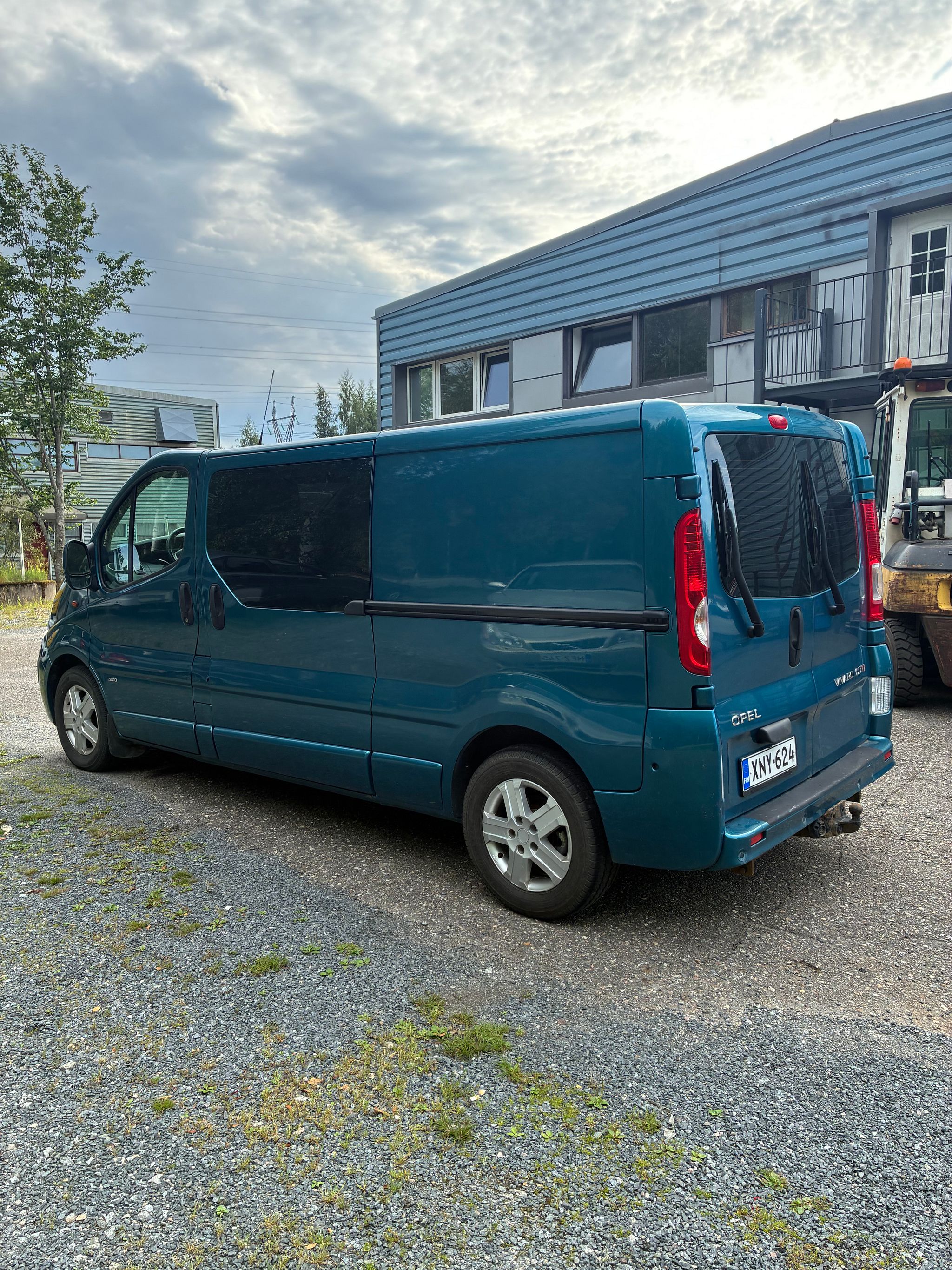 Image 6/28
