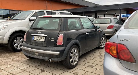 Image 2/4