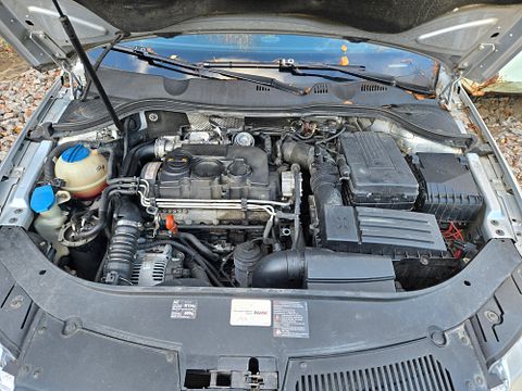 Image 11/12