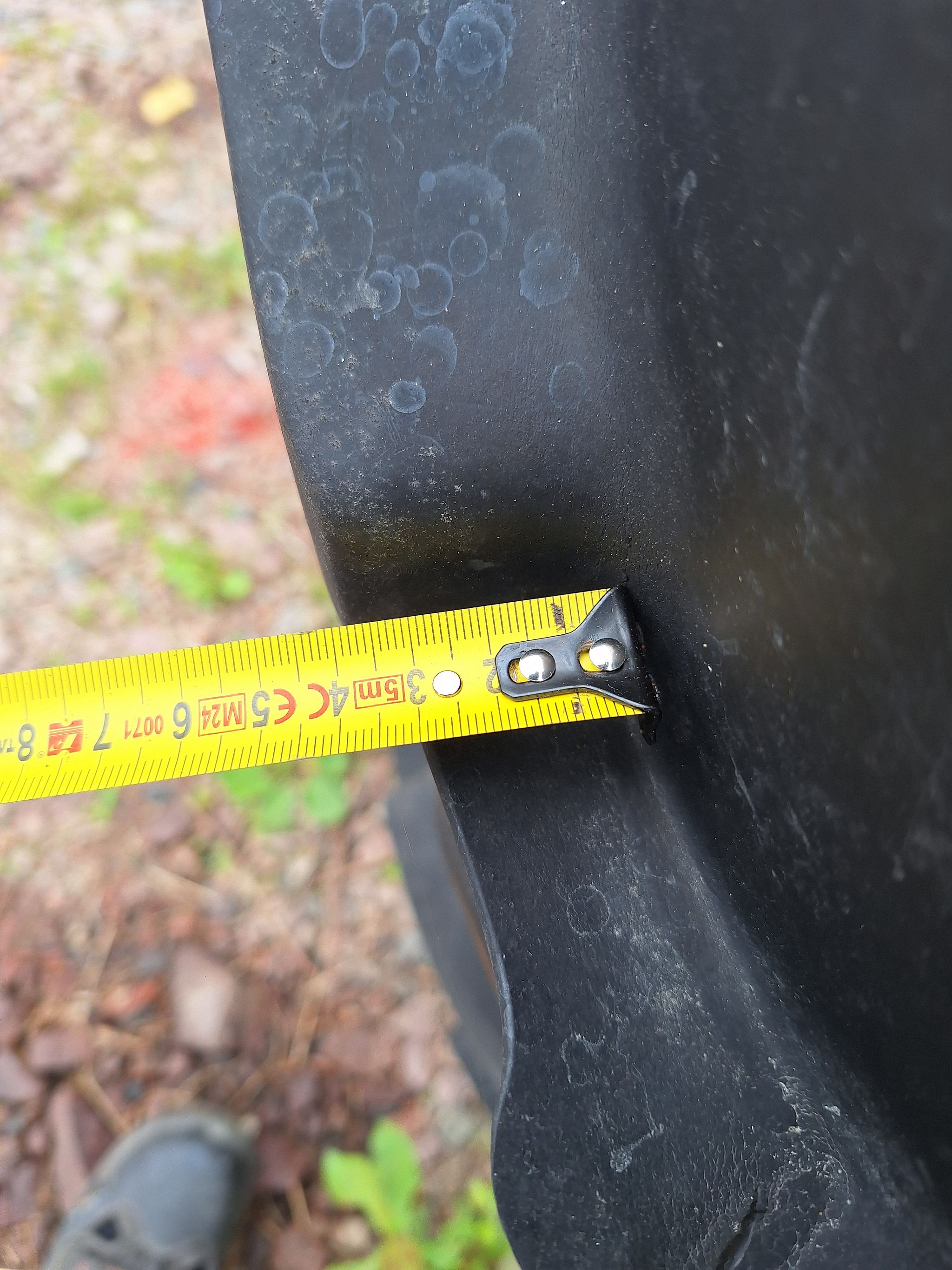 Image 4/6