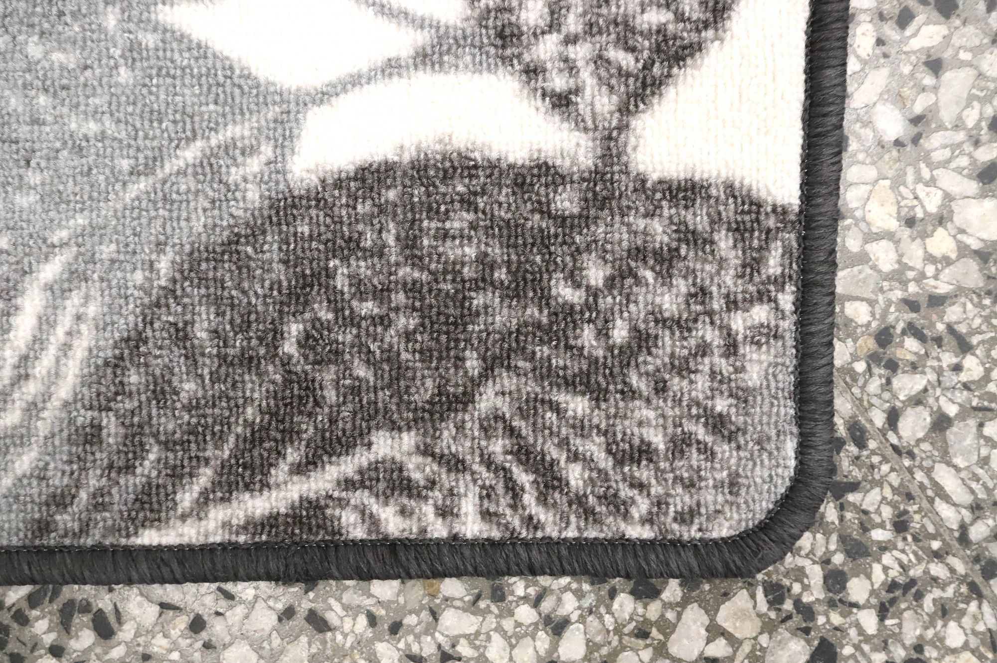 Image 4/7