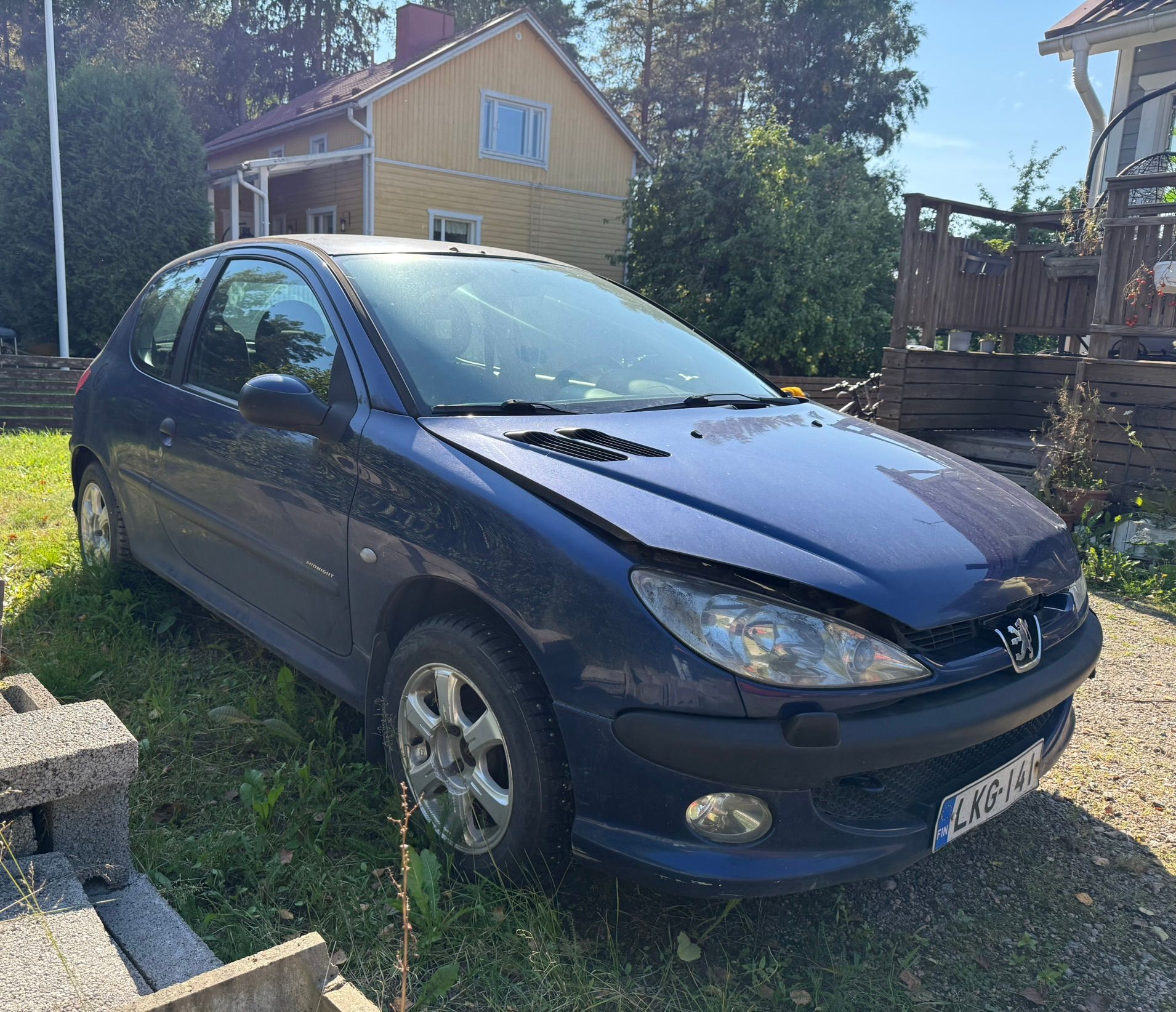 Image 3/19
