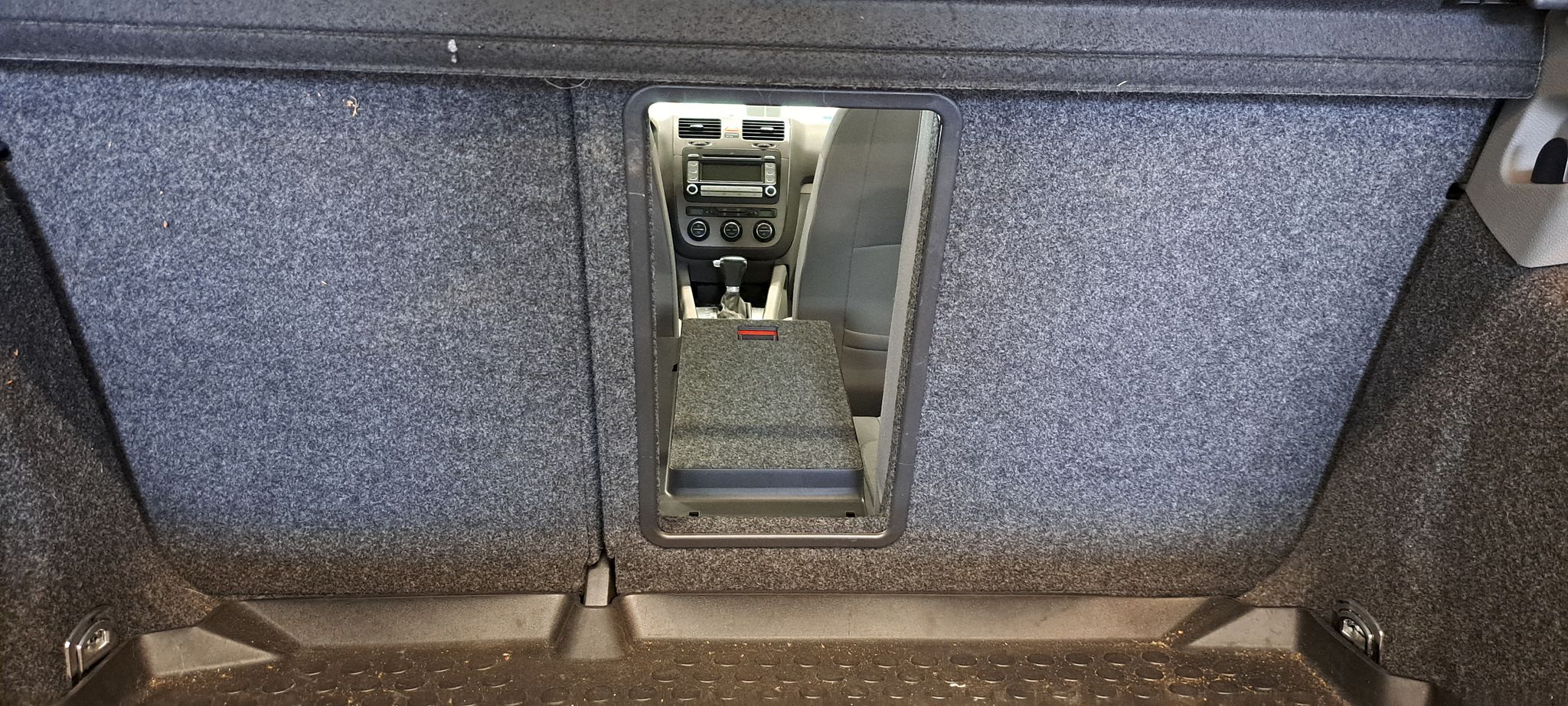 Image 11/36