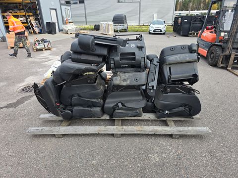 Image 6/6