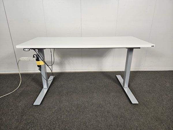 Image 6/8