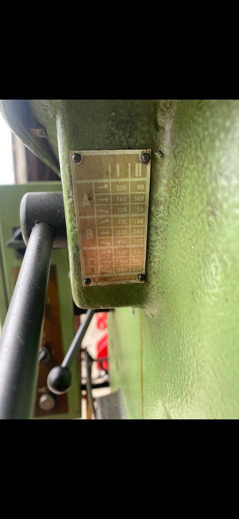 Image 6/9