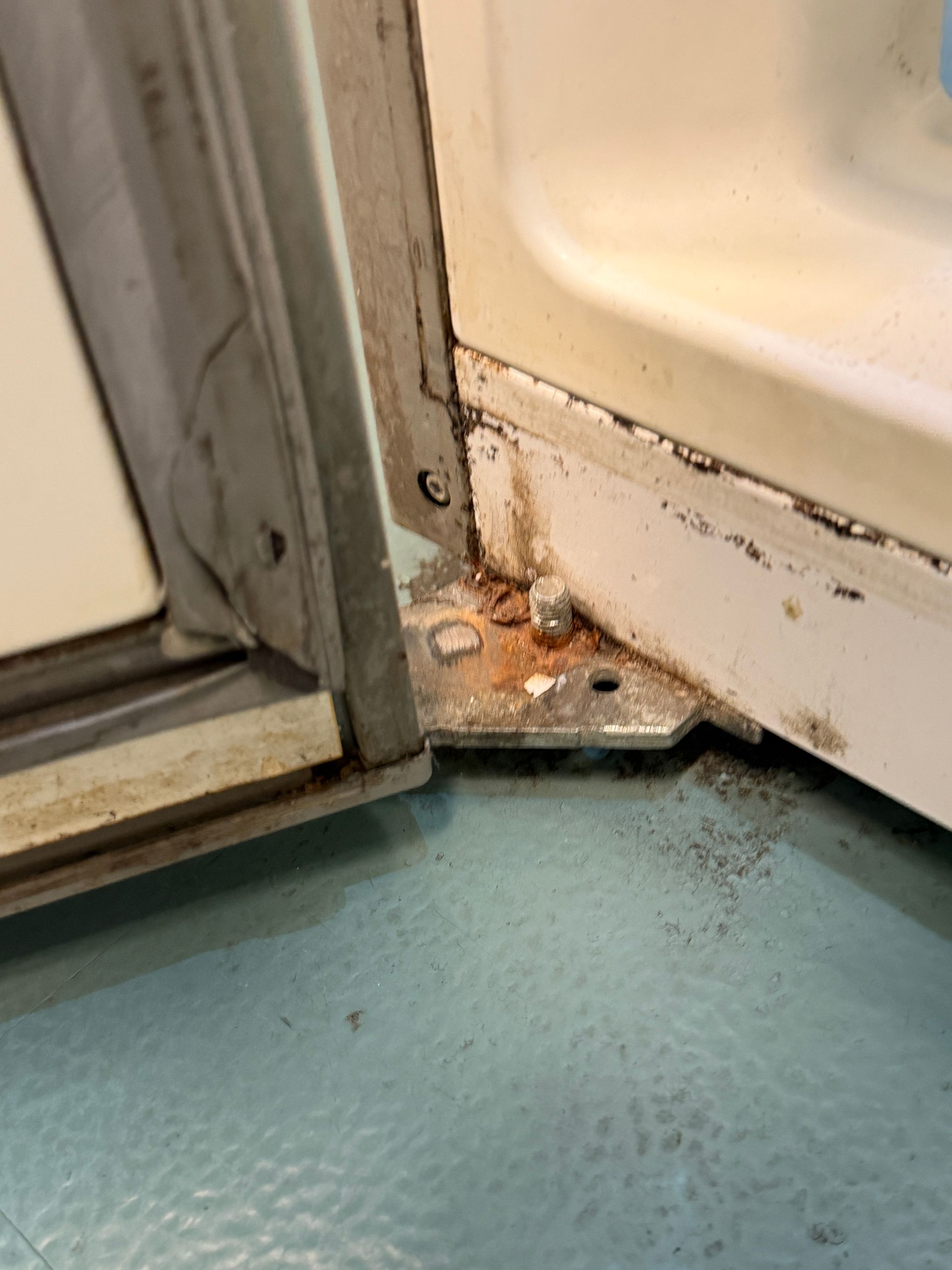 Image 6/9