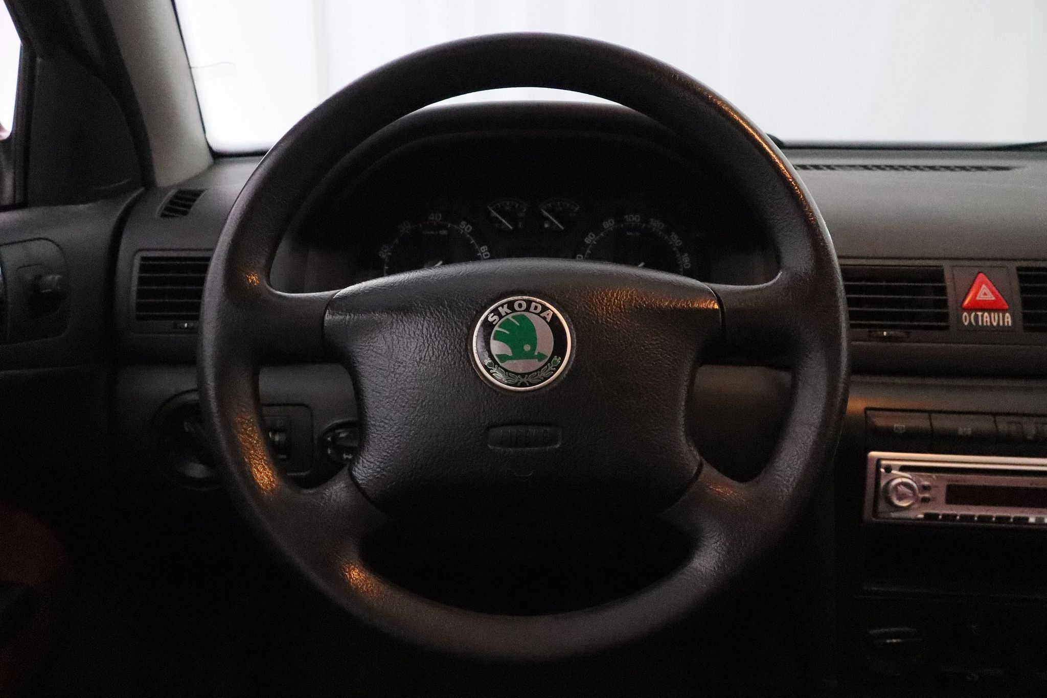 Image 9/52