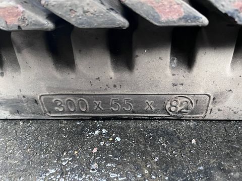 Image 4/4
