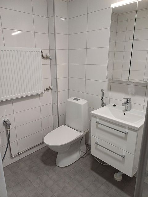 Image 7/24