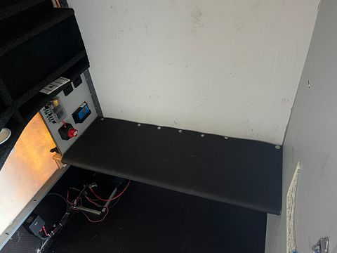 Image 11/22