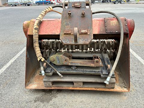 Image 1/11