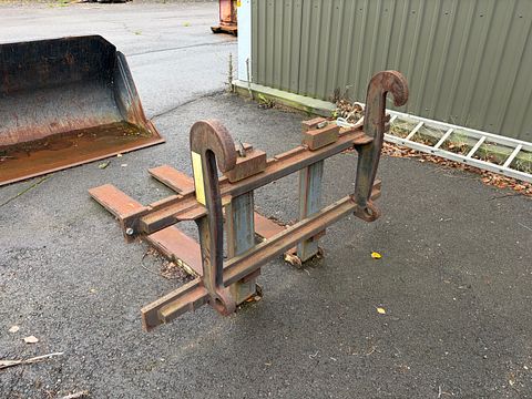 Image 10/30