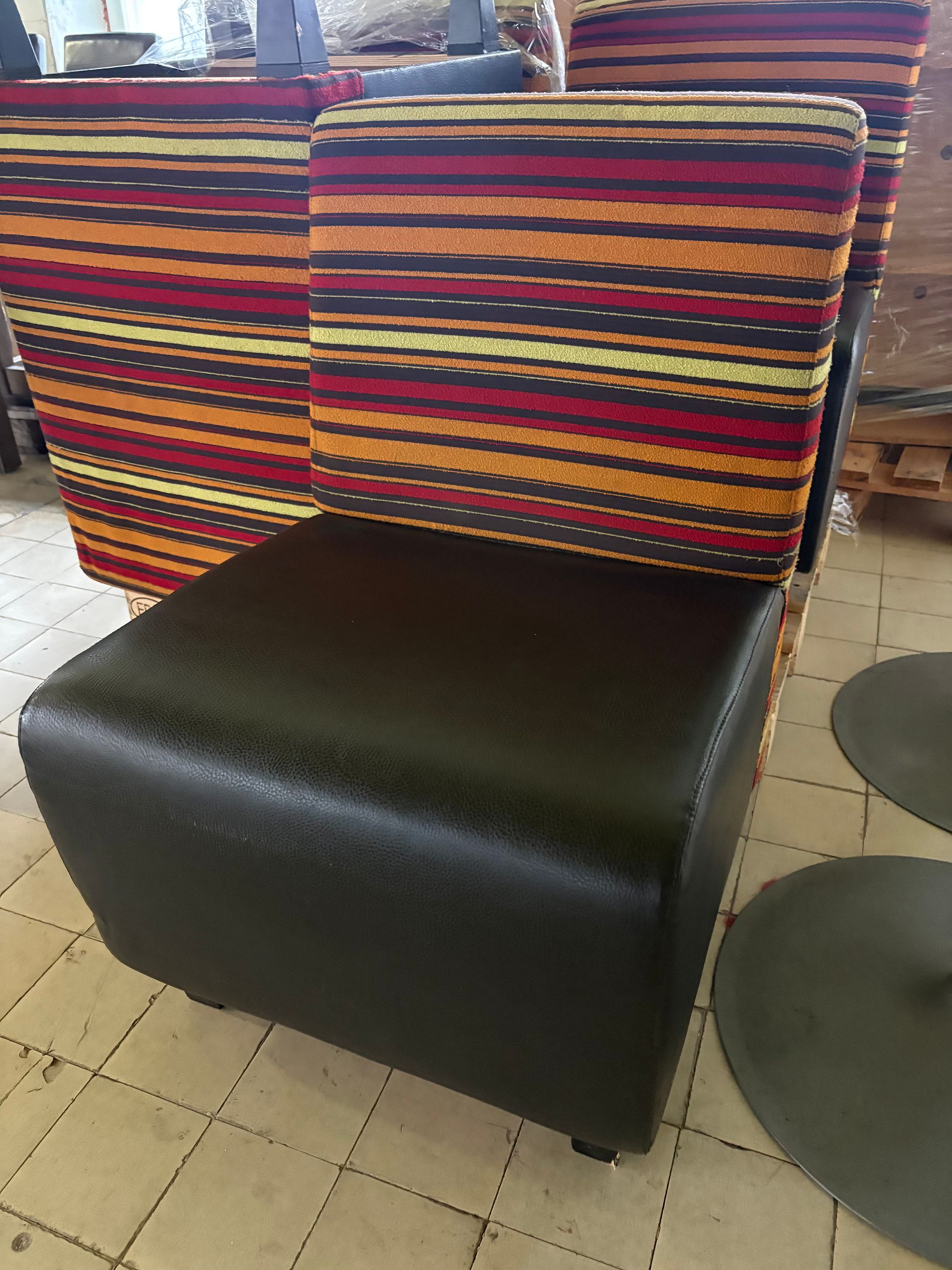 Image 2/15