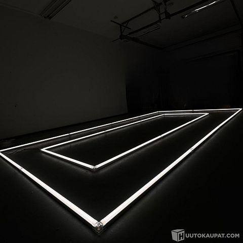 Image 1/12