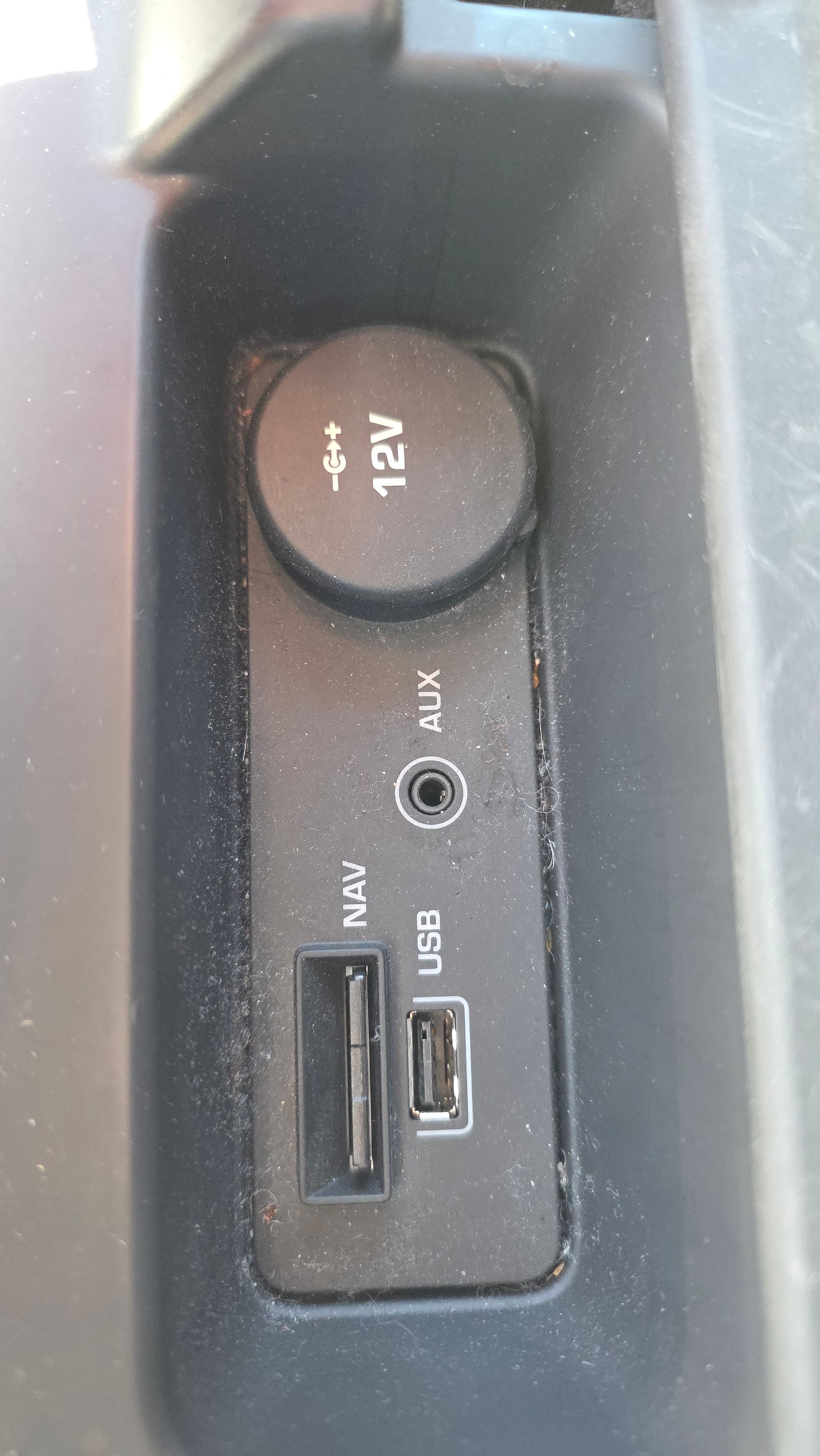 Image 20/40