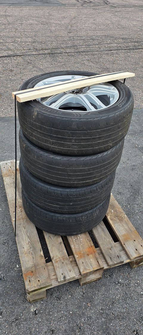 Image 23/23