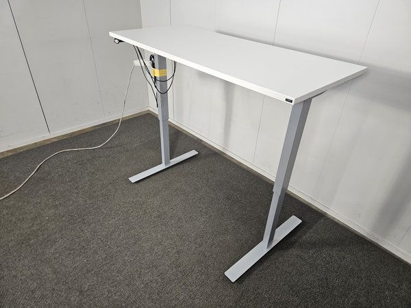Image 5/8