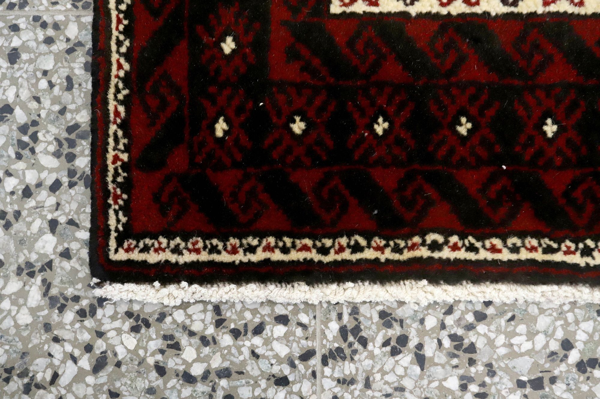 Image 10/15
