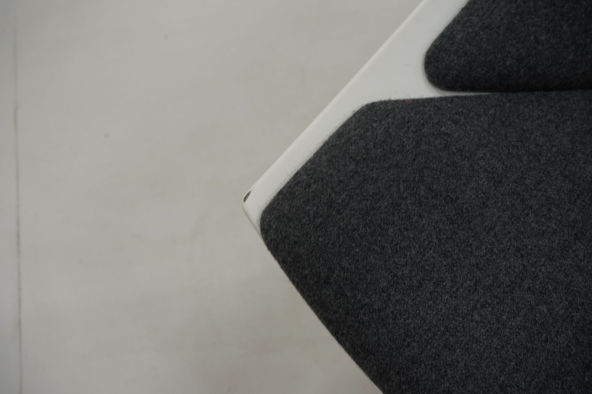 Image 17/27