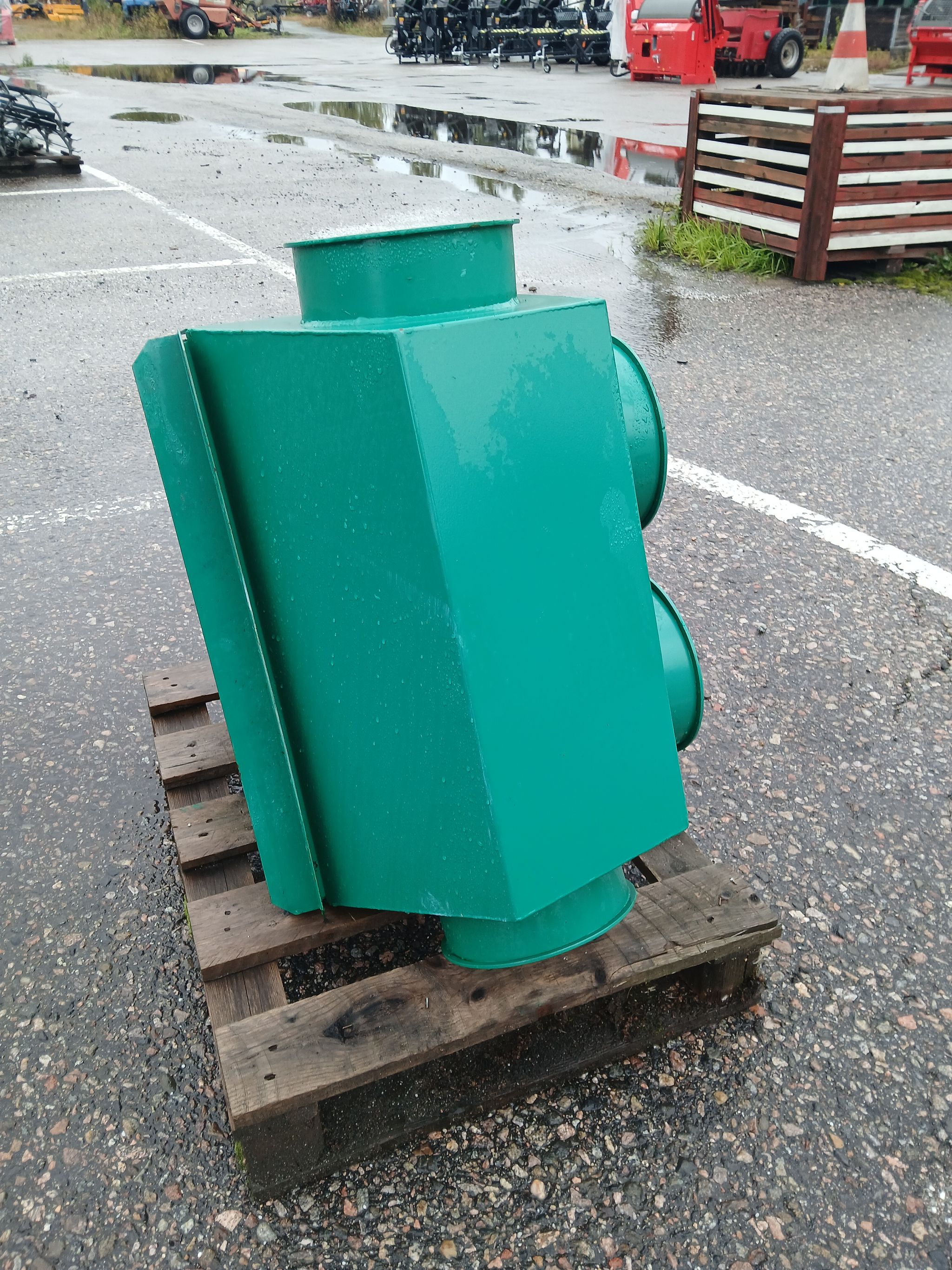 Image 4/9