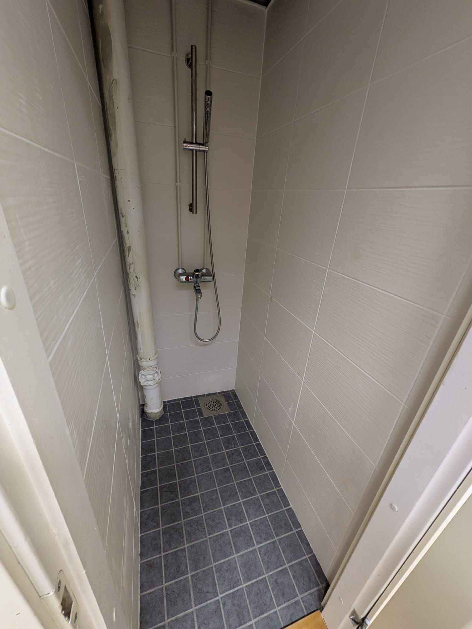 Image 3/11