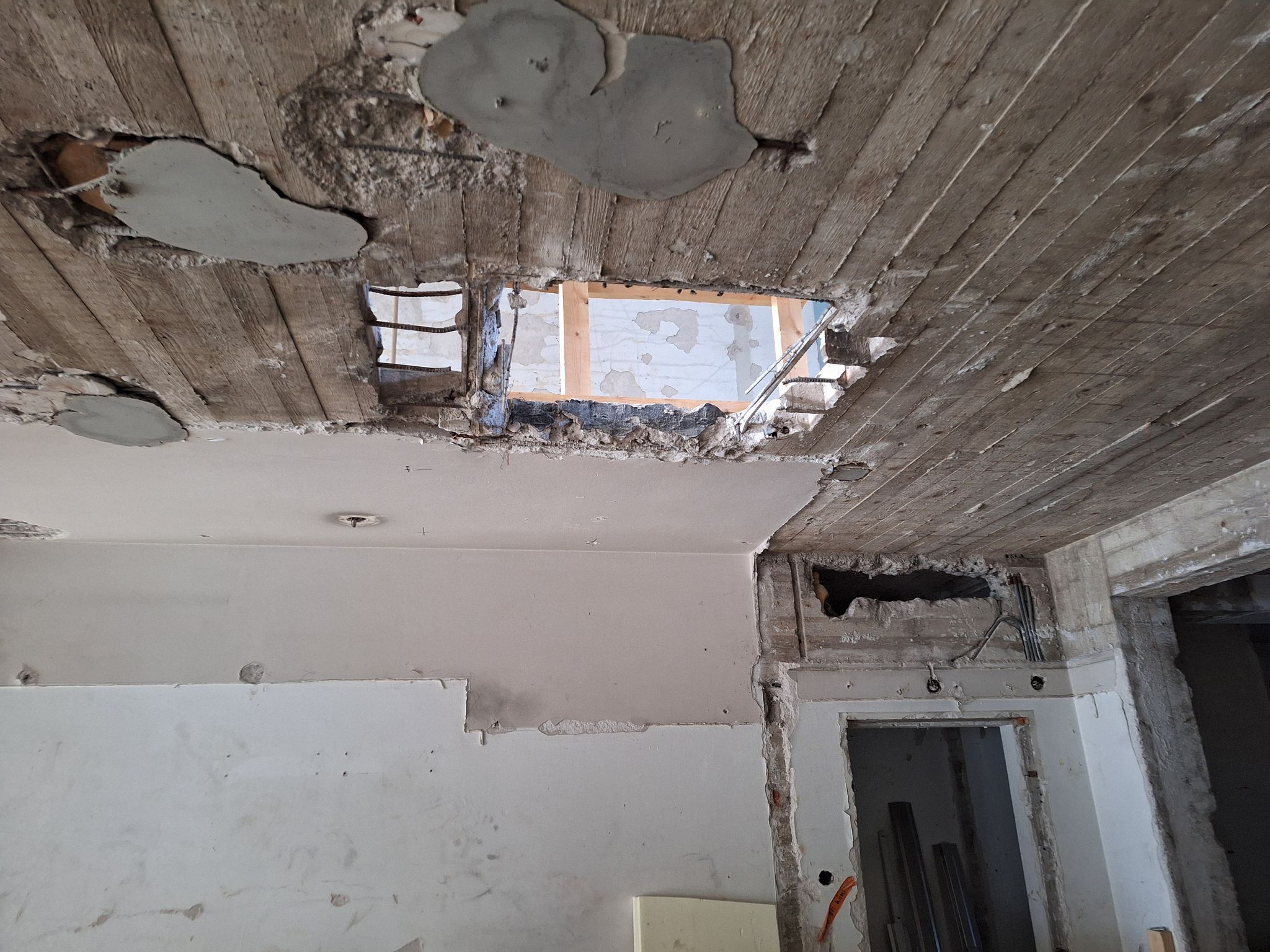 Image 4/20