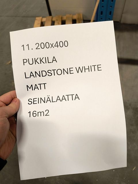 Image 2/4