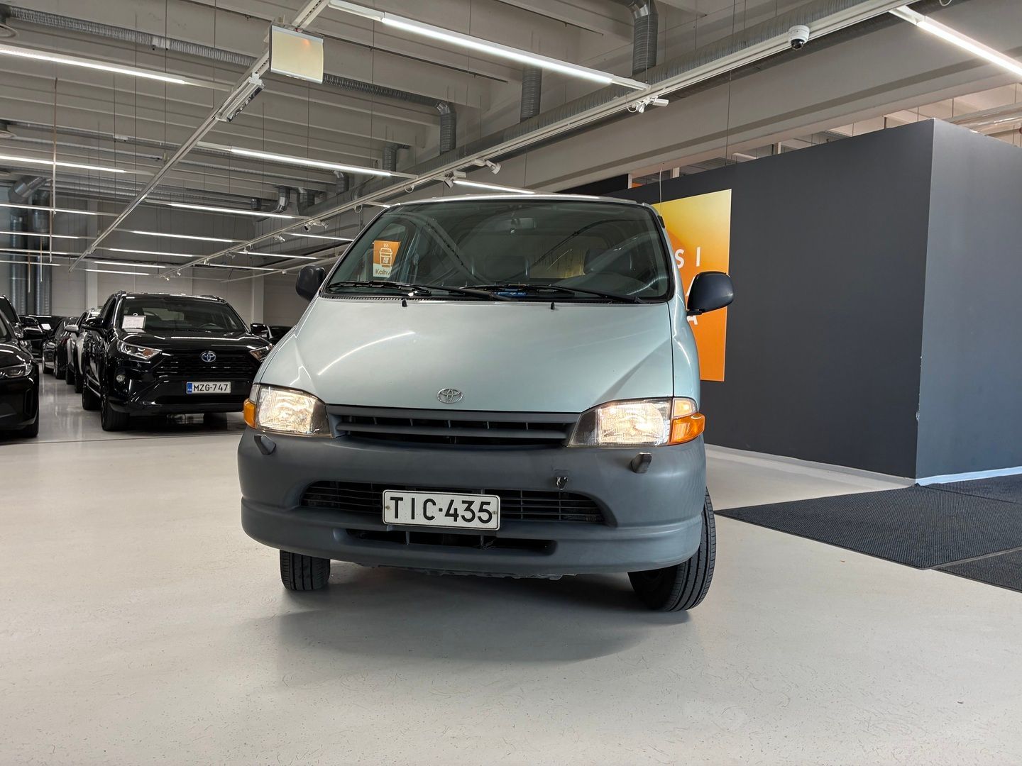 Image 2/43