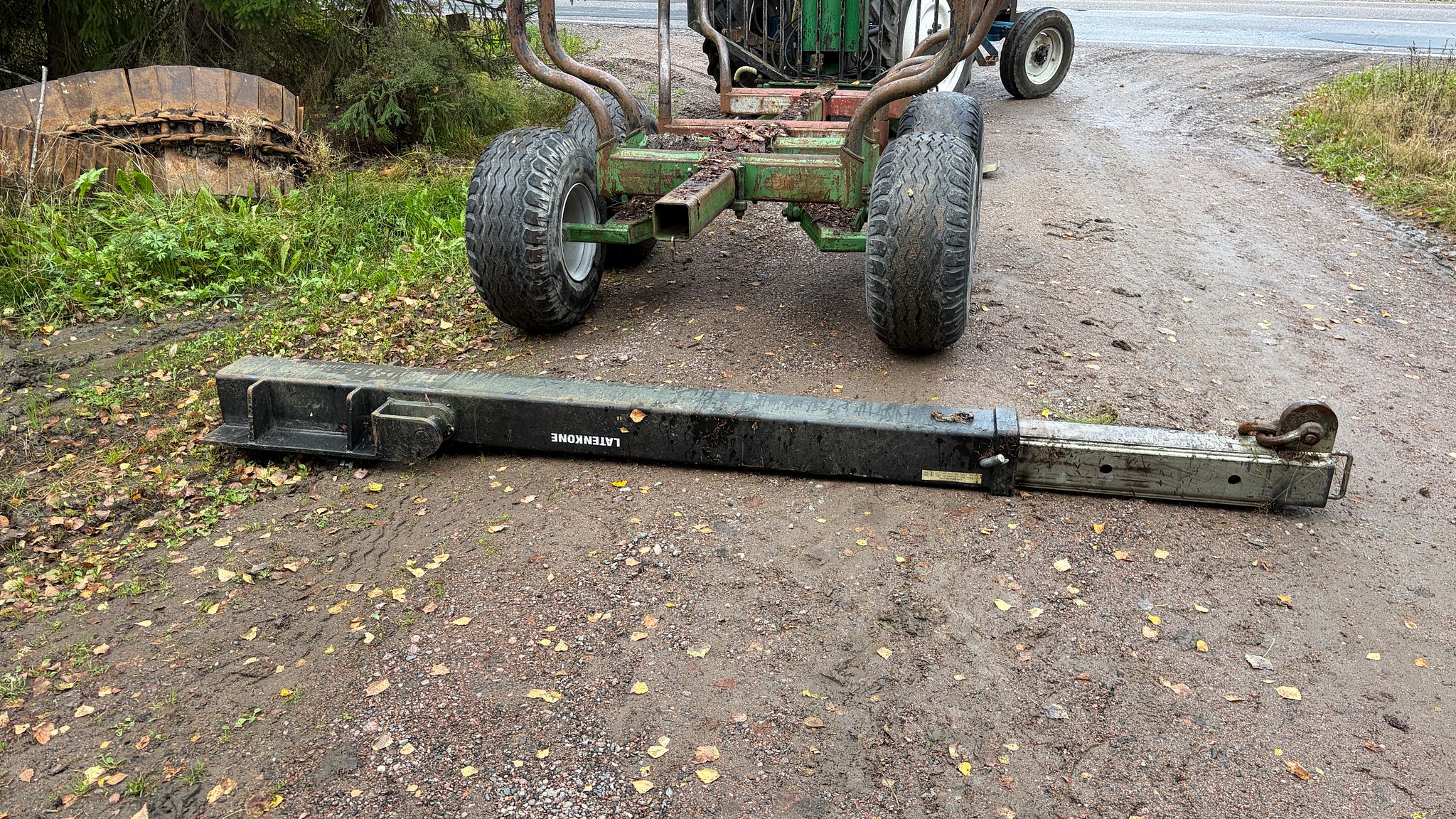 Image 3/9