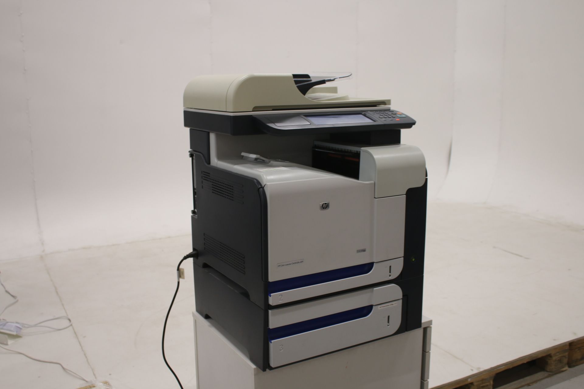 Image 1/9