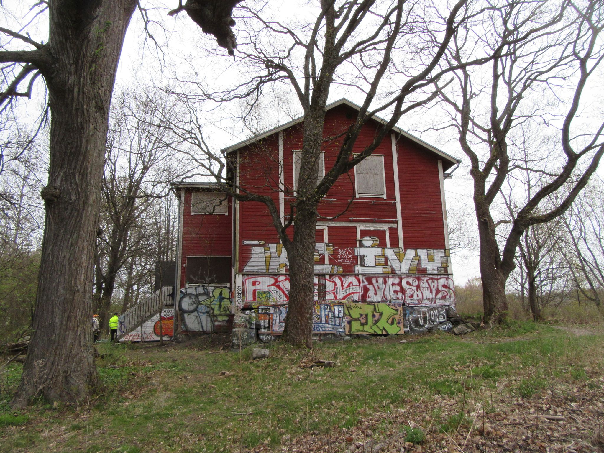 Image 3/14
