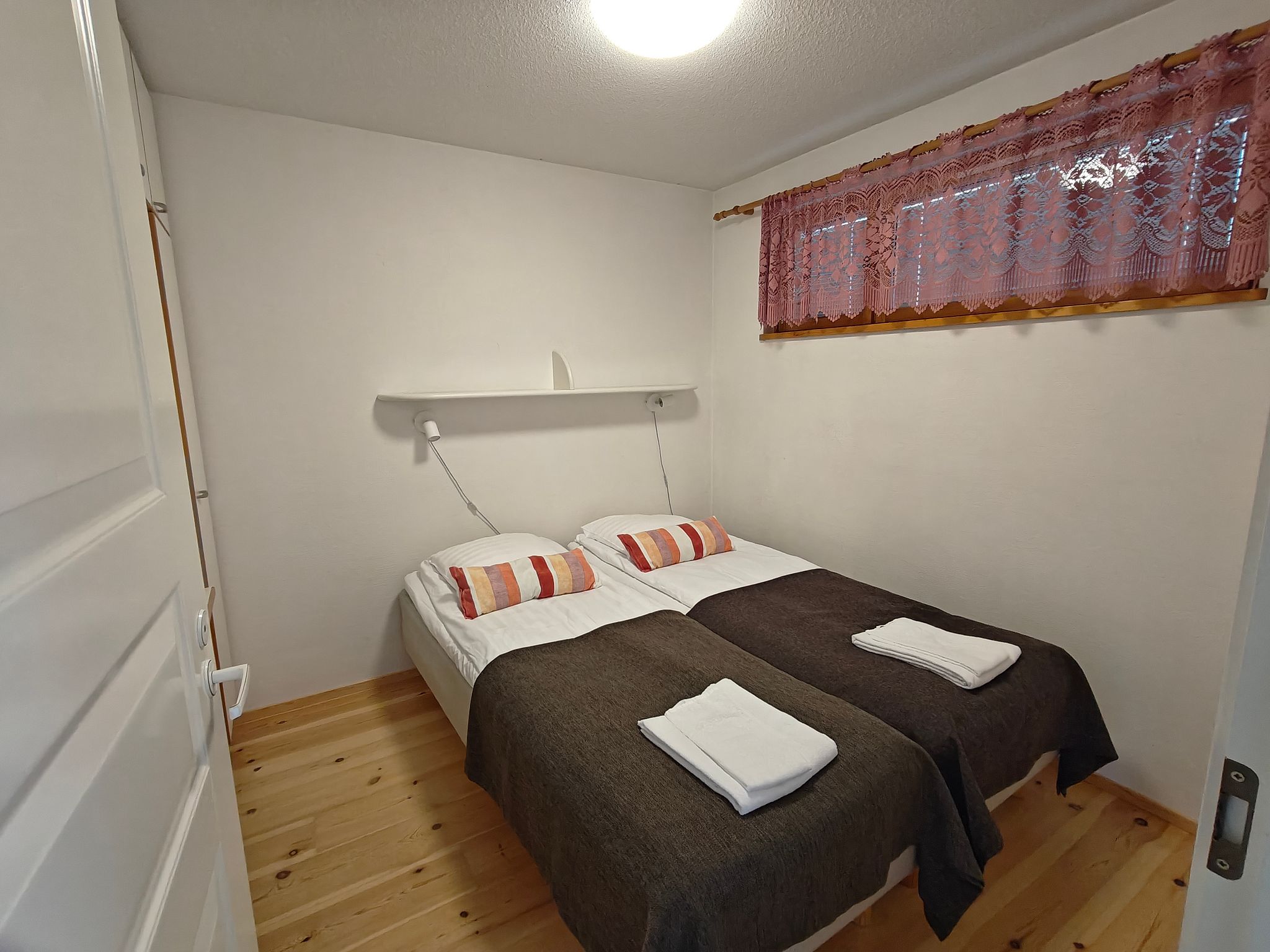 Image 7/14