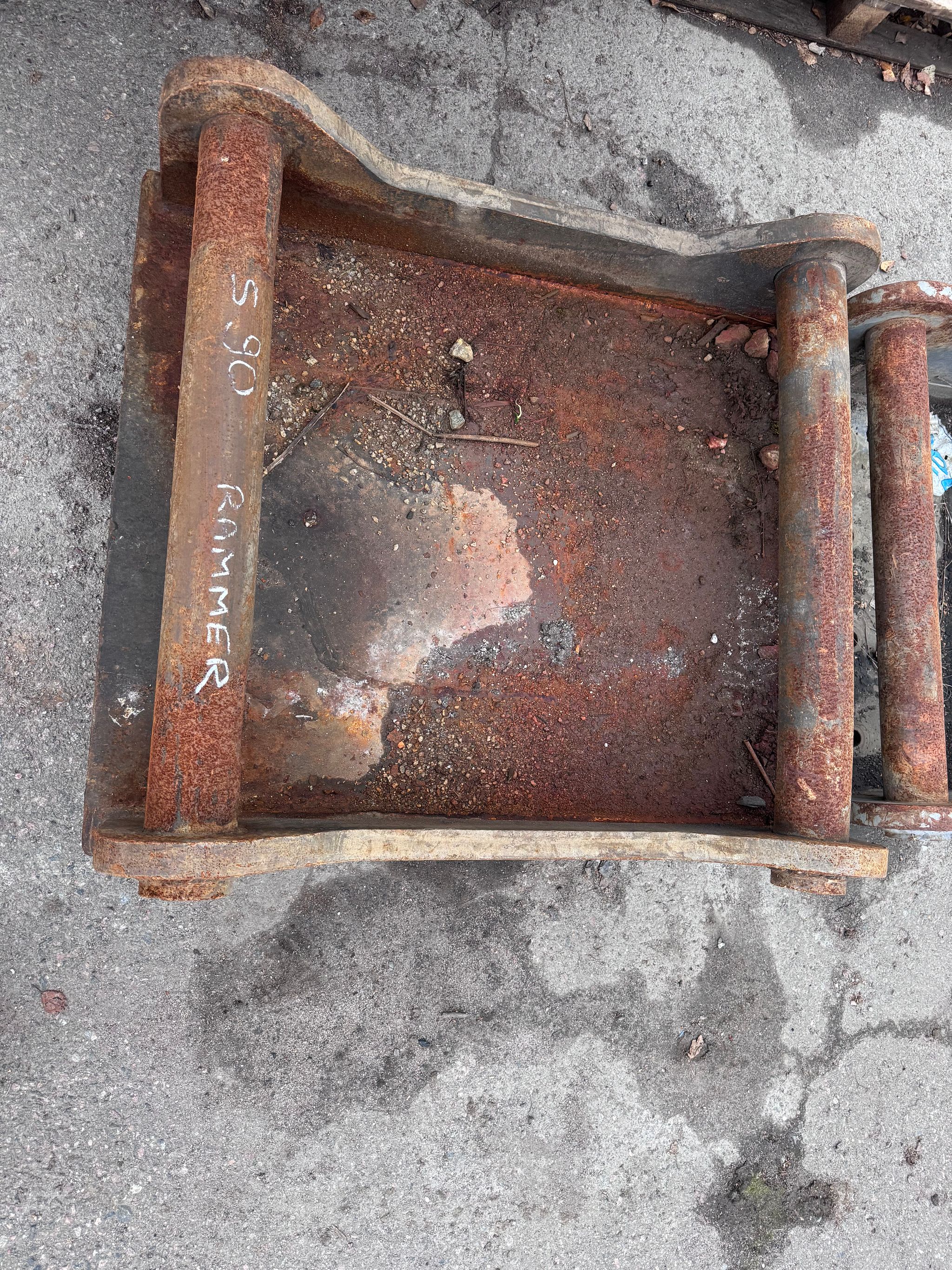 Image 1/6
