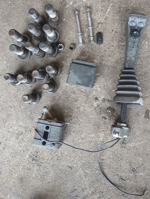 Image 5/8
