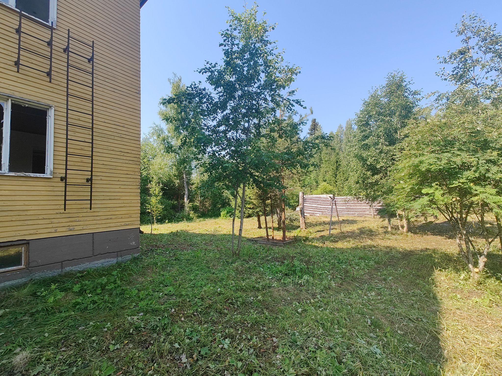 Image 14/30