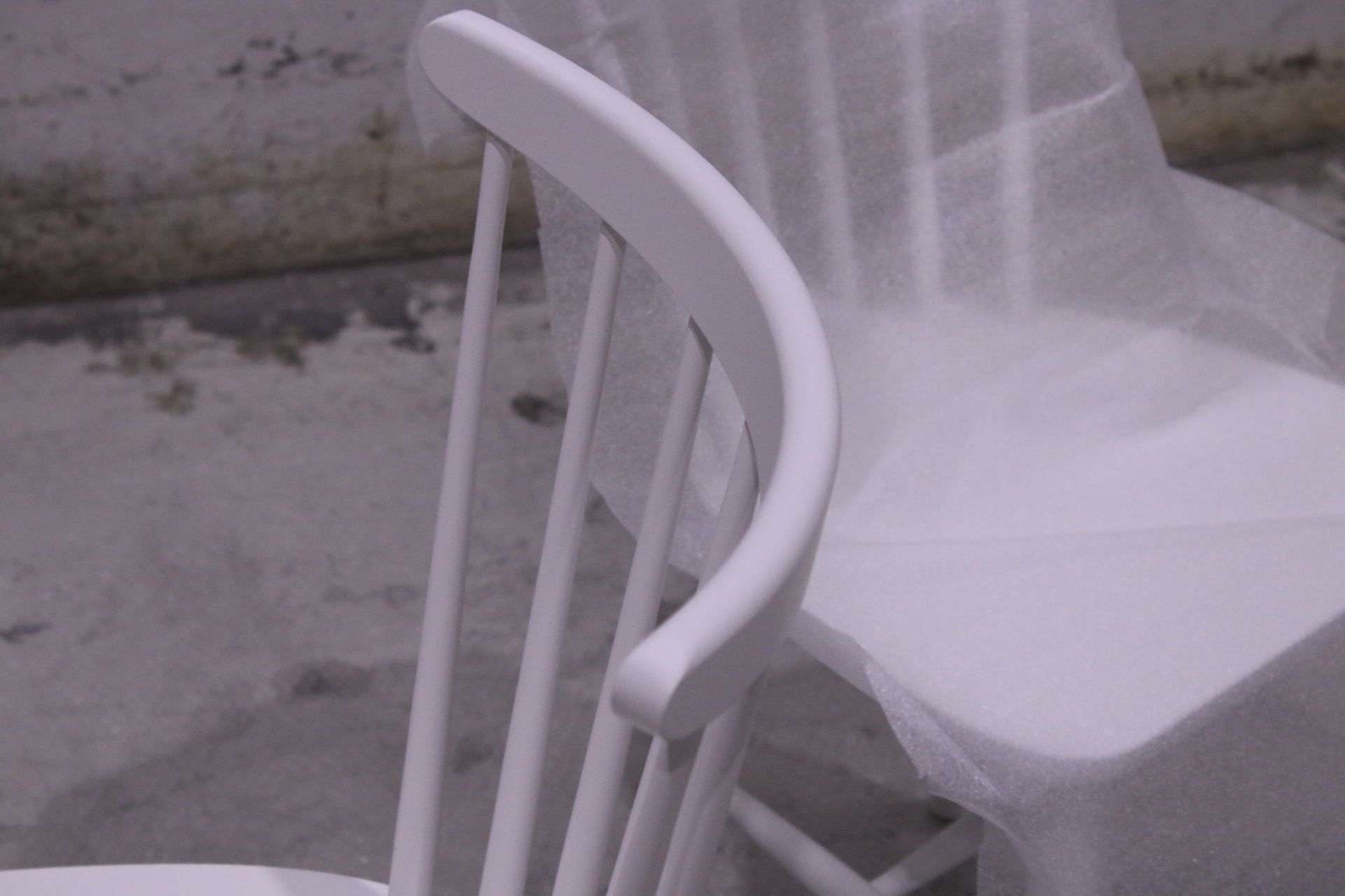 Image 6/6