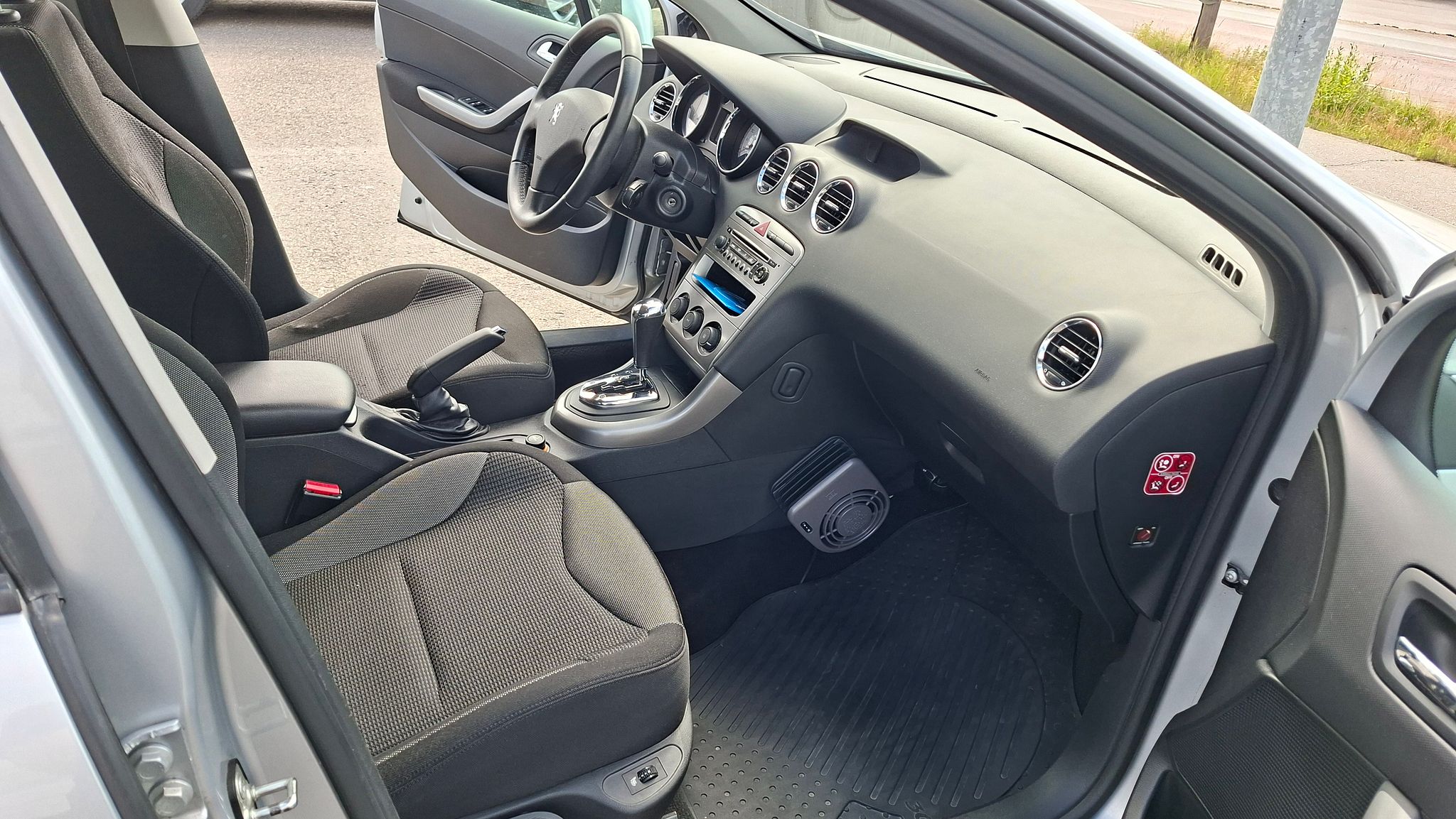 Image 24/37