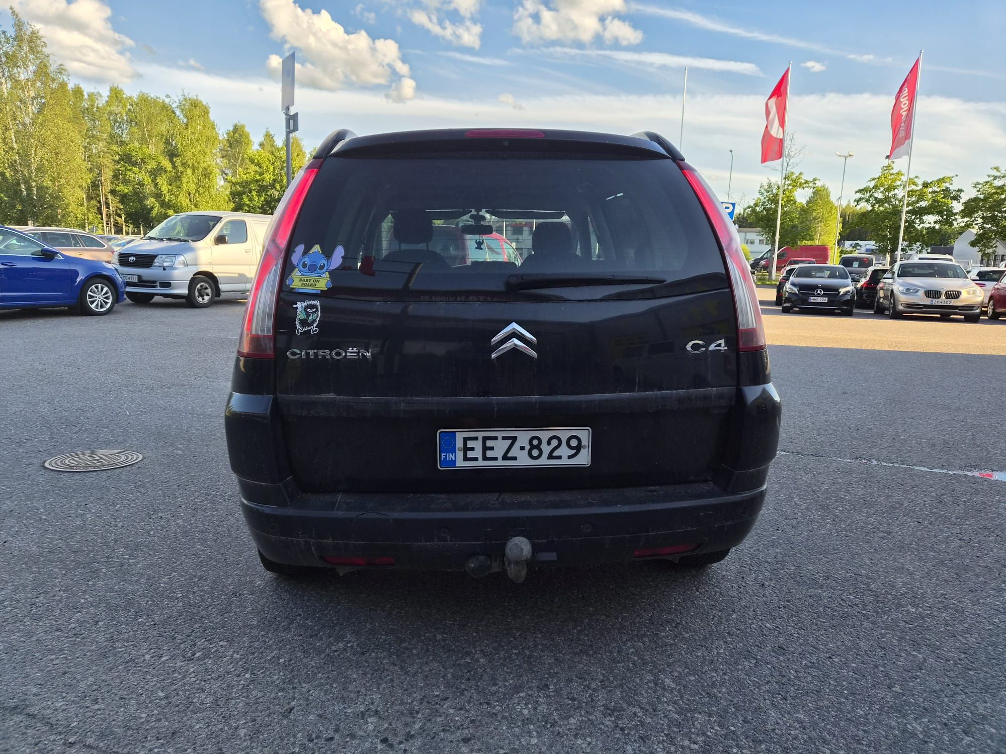 Image 3/45