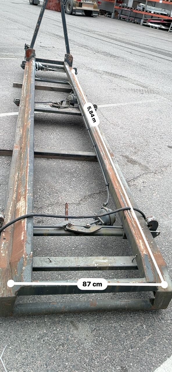 Image 3/3