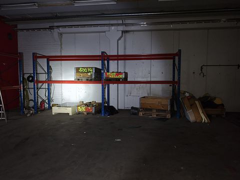 Image 4/11