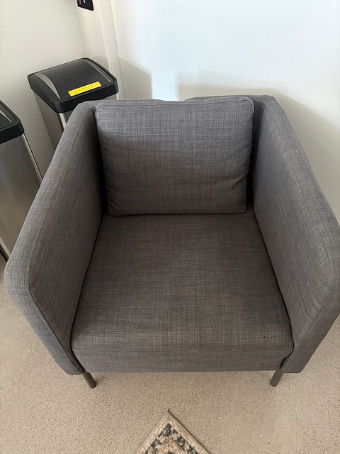 Image 2/37