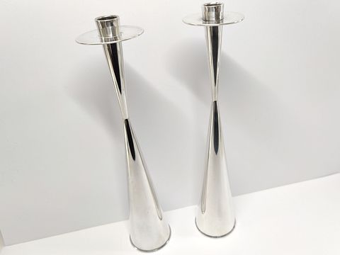 Image 4/6