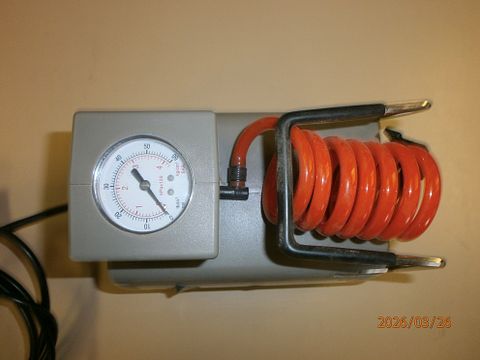 Image 2/4
