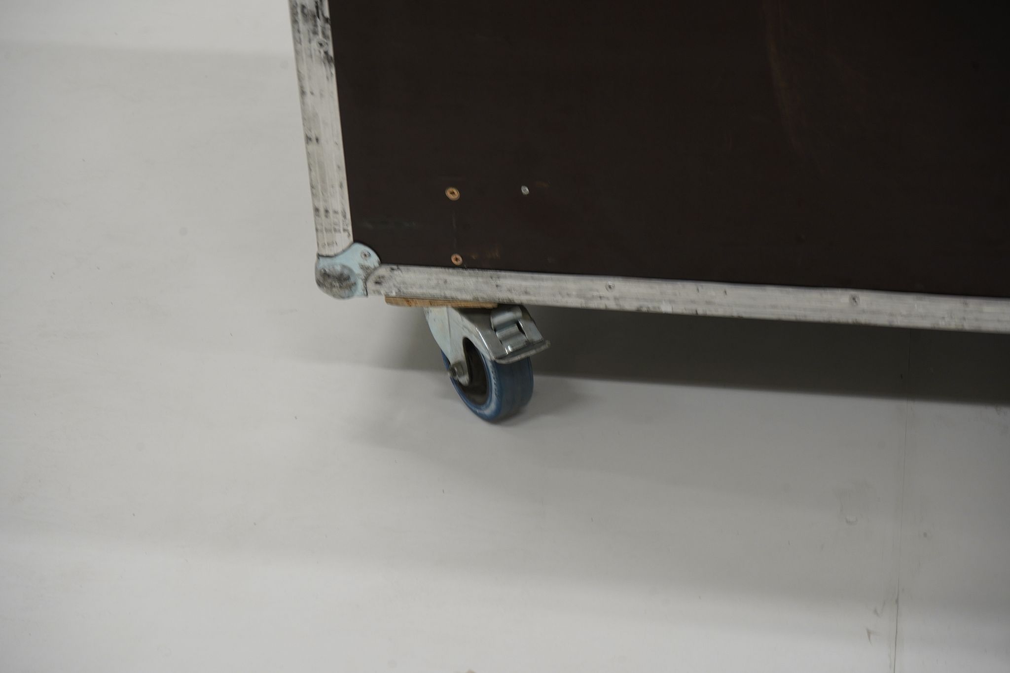 Image 7/10