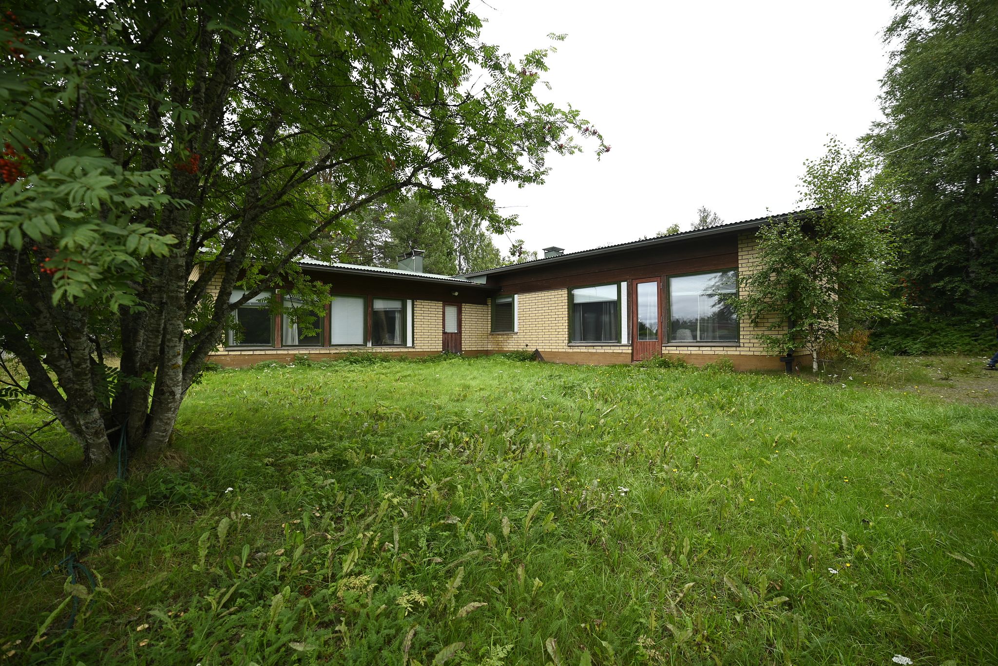 Image 2/36