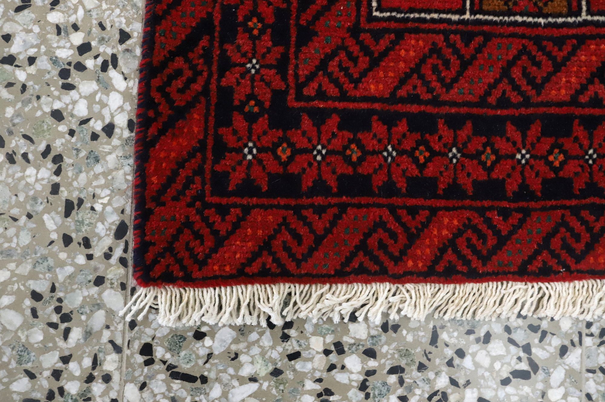 Image 8/15